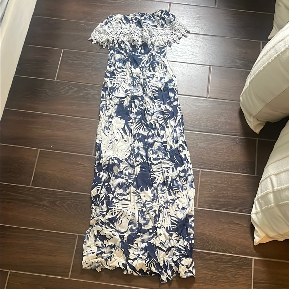 Elegant Navy and White strapless maxi Dress